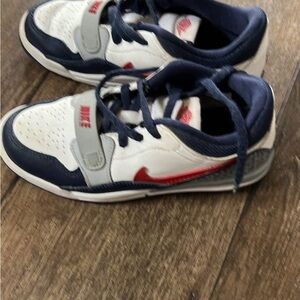 Nike Kids' White, Navy, and Red Sneakers